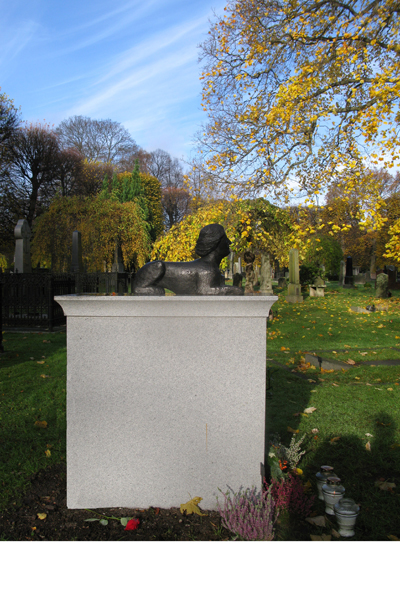 Sfinxen, till minne av Adam Kruse